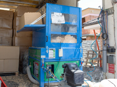 Poradí si aj so staršími stavbami